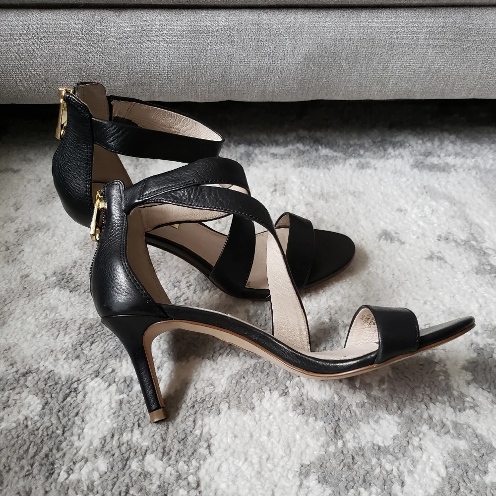 Louise et Cie Strappy Heels - Picture 4 of 14